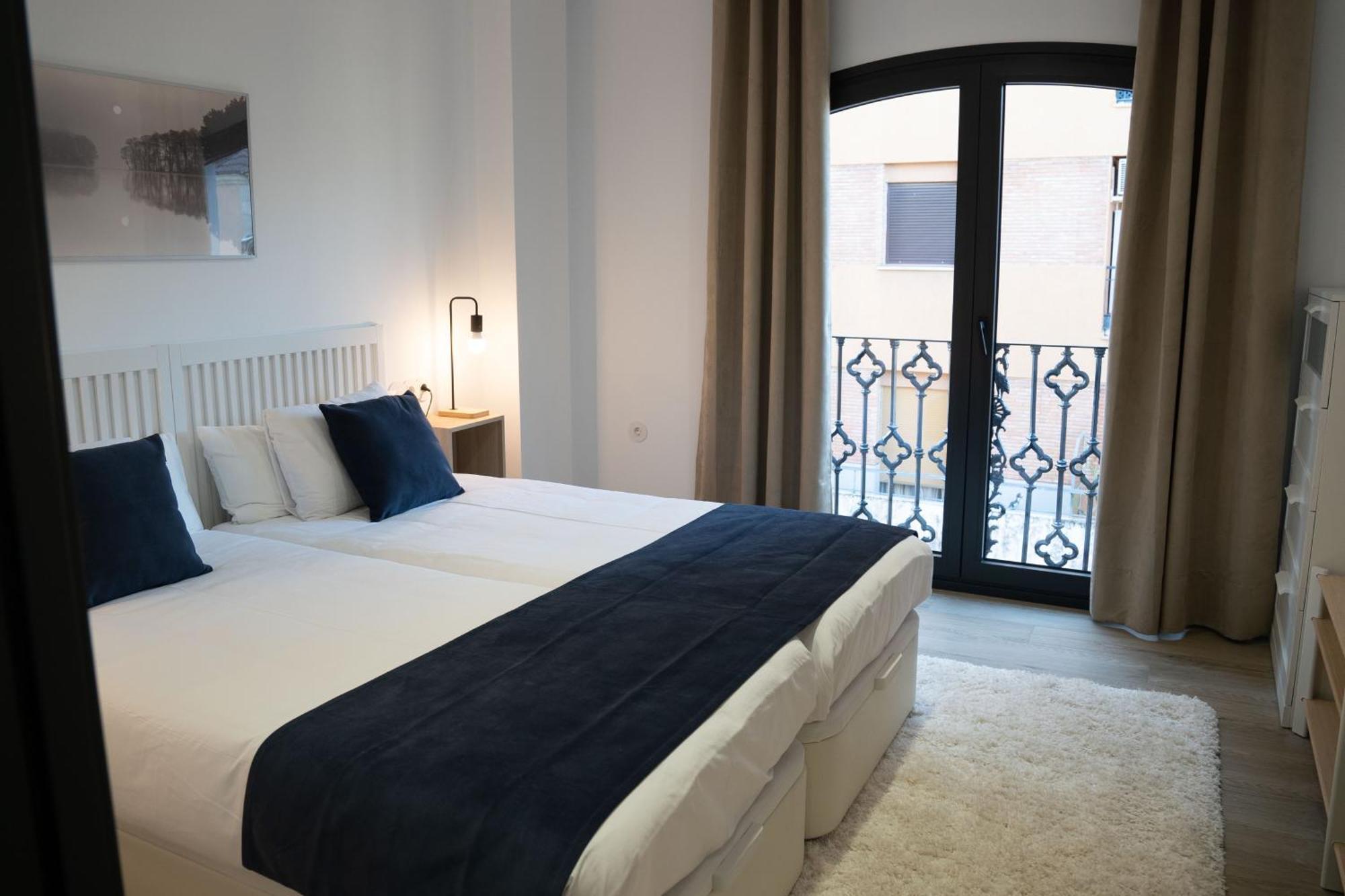 Apartamentos Mlc Ciudad De Linares リナーレス エクステリア 写真