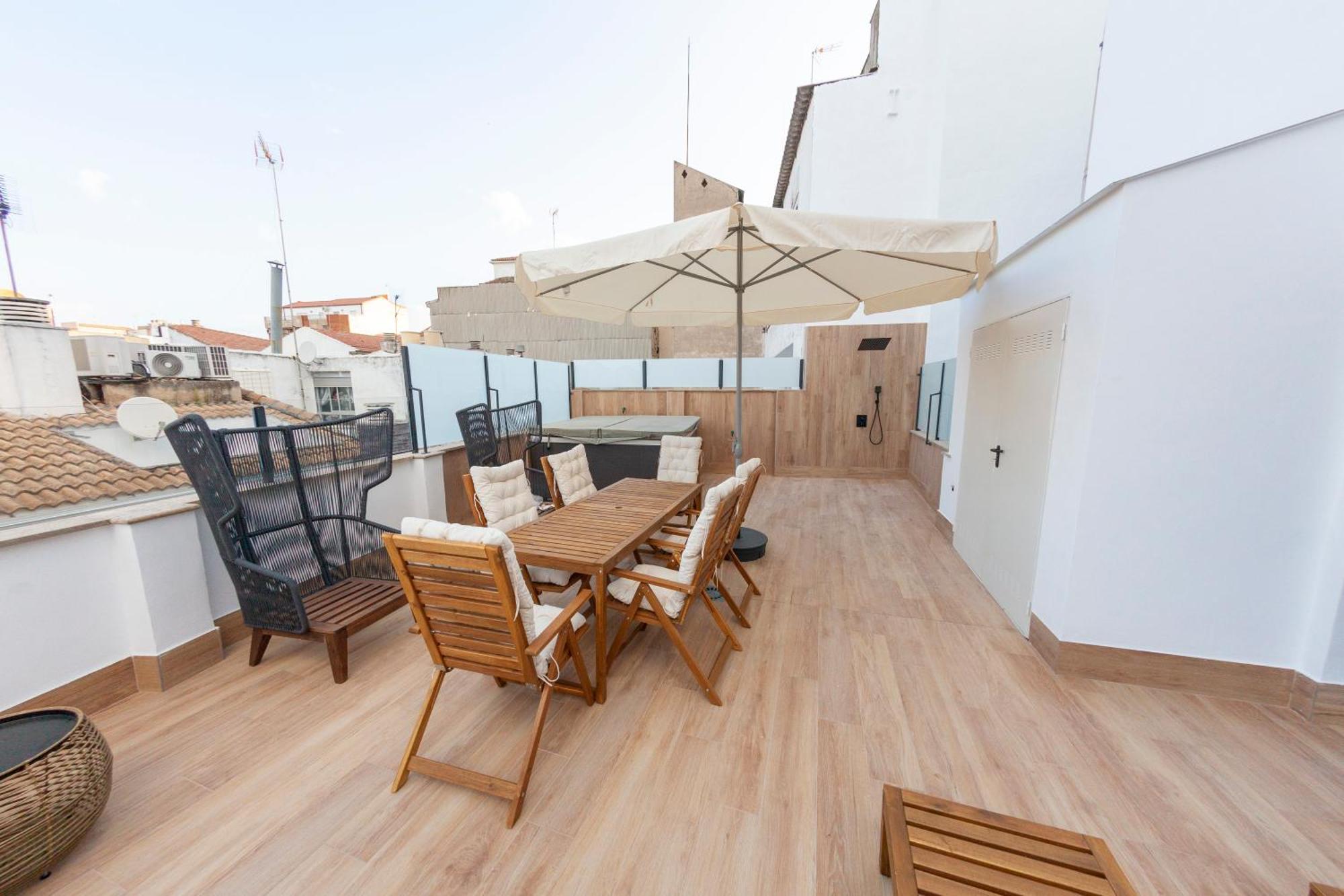 Apartamentos Mlc Ciudad De Linares リナーレス エクステリア 写真