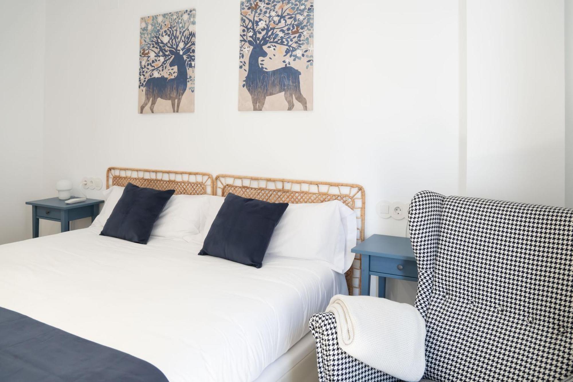 Apartamentos Mlc Ciudad De Linares リナーレス エクステリア 写真