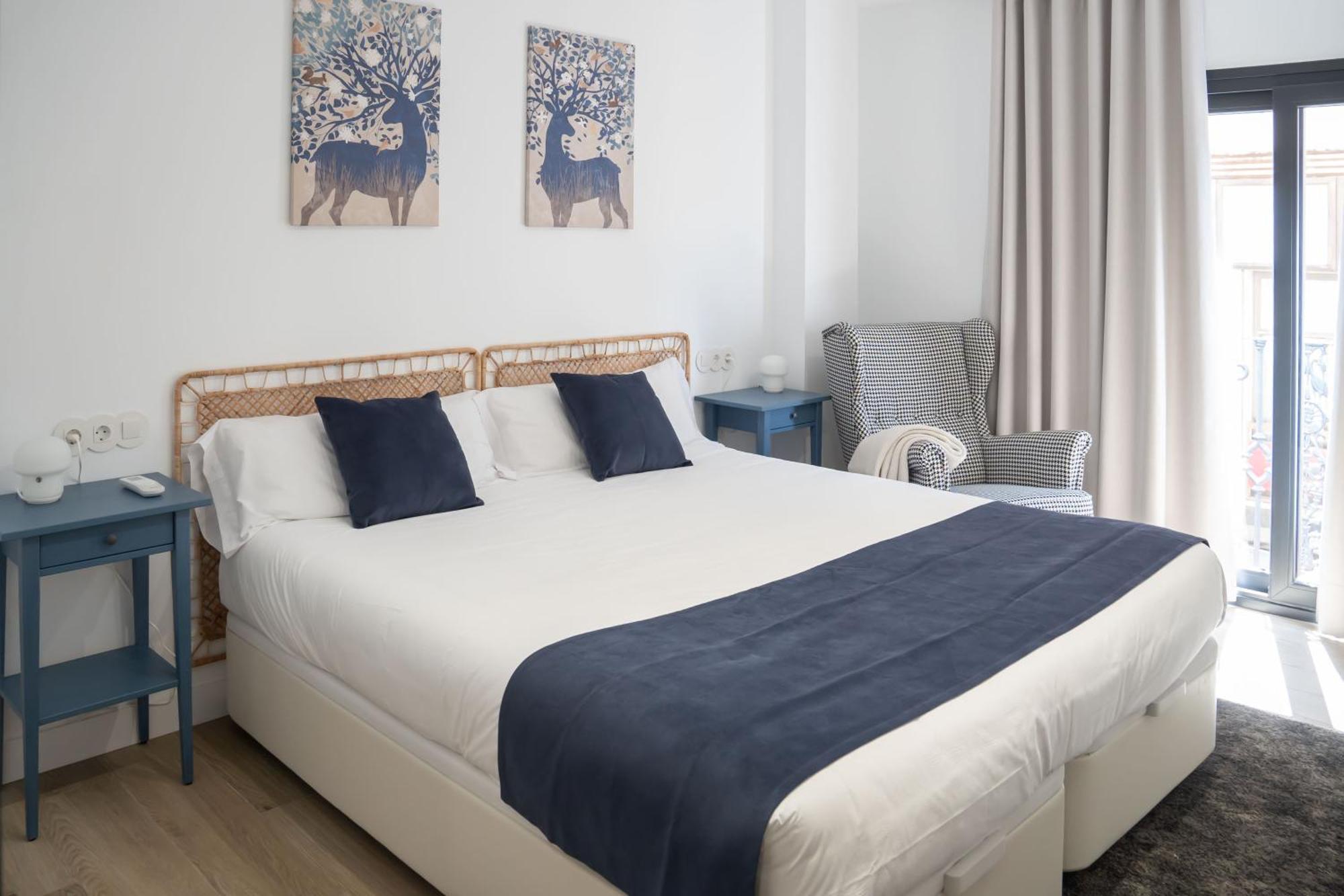 Apartamentos Mlc Ciudad De Linares リナーレス エクステリア 写真