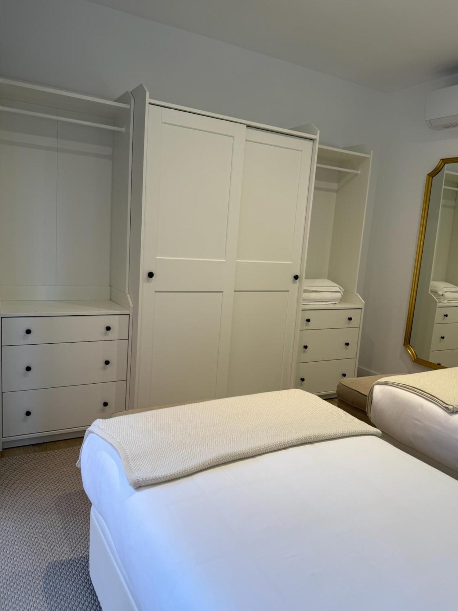 Apartamentos Mlc Ciudad De Linares リナーレス エクステリア 写真
