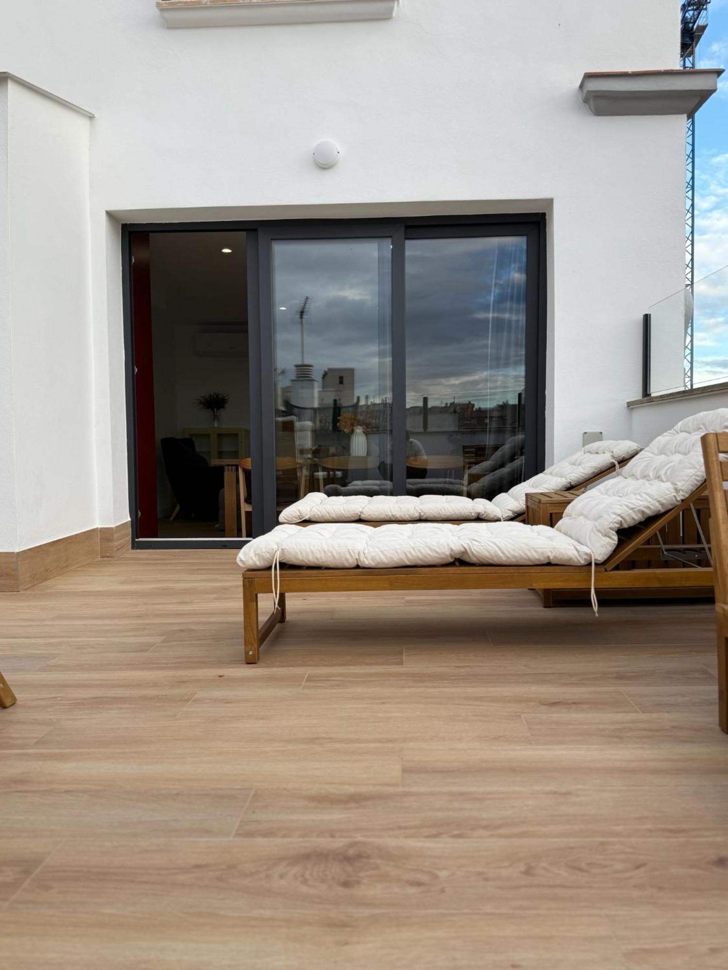 Apartamentos Mlc Ciudad De Linares リナーレス エクステリア 写真