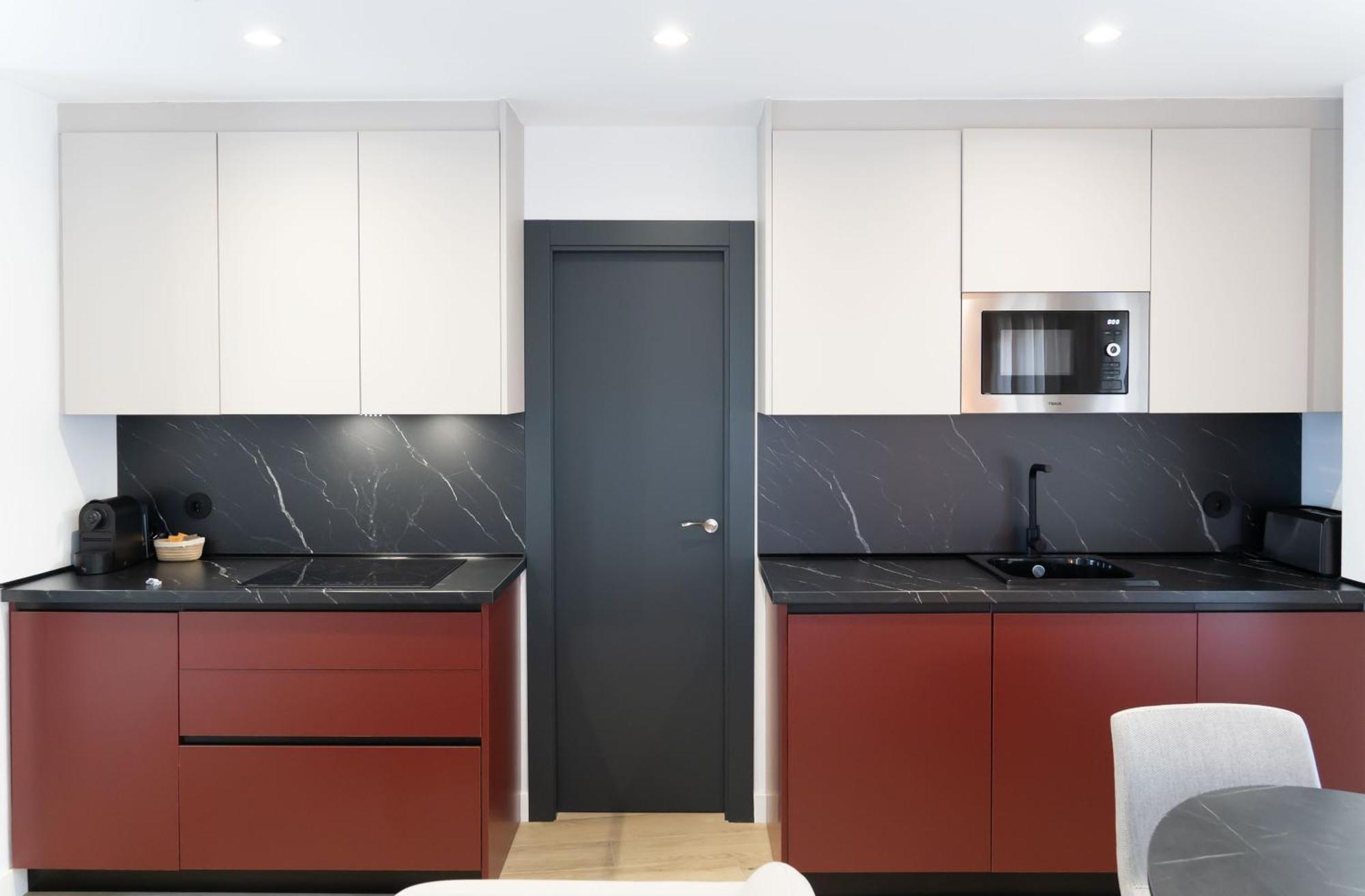 Apartamentos Mlc Ciudad De Linares リナーレス エクステリア 写真